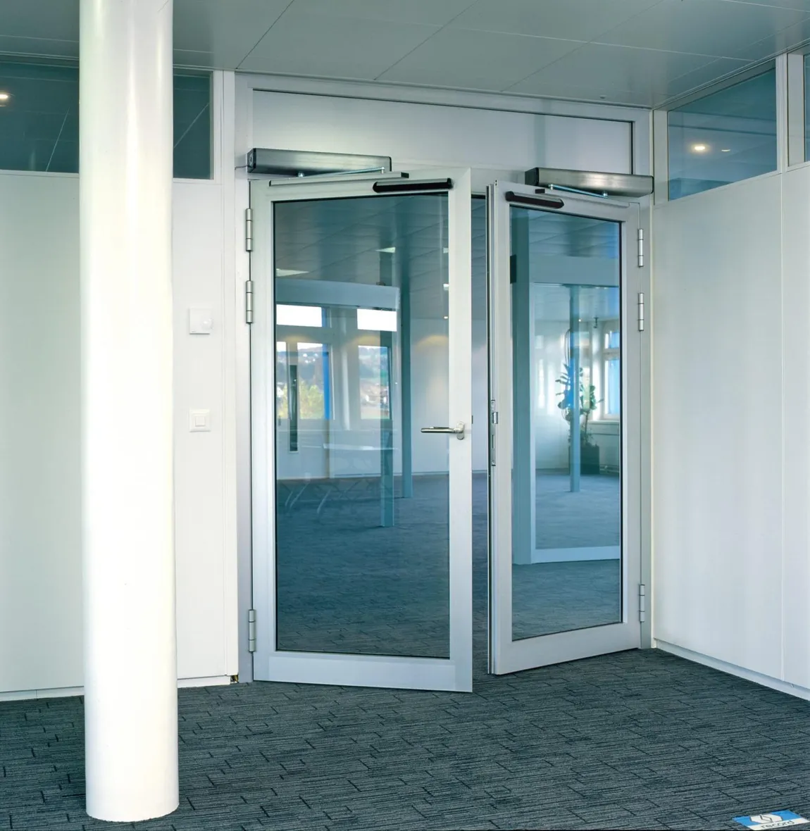 Automatic door installed inside a building lobby