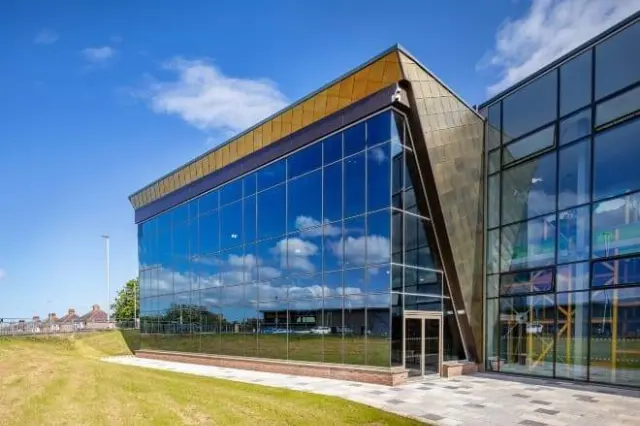 Curtain walling installation by Range Shop Fronts
